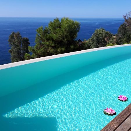 Villa Luxury Paradise 살로브레나 외부 사진