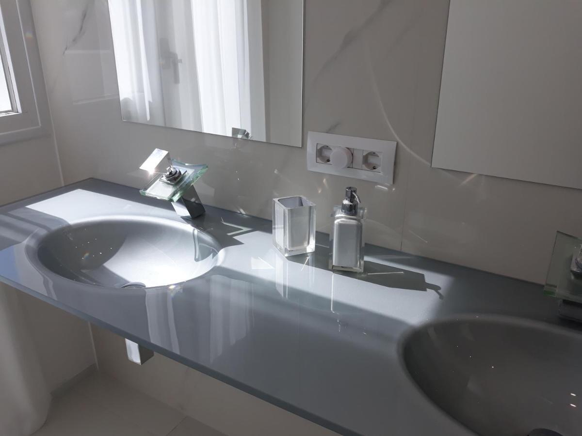 Villa Luxury Paradise 살로브레나 외부 사진